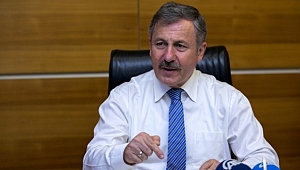 Selçuk Özdağ, “Atatürk Türkiye Cumhuriyeti'nin kurucusu büyük bir liderdi”