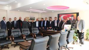 Başkan Tosun, Resmi Kurumları Ziyaret Etti