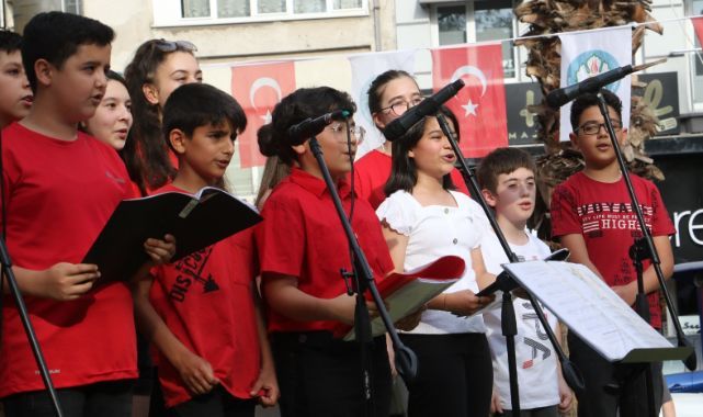 Çocuklar Doğa İçin Söylediler
