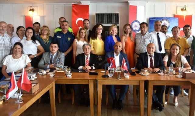Şahne: Bir neslimizi FETÖ çaldı, bir neslimizi de uyuşturucu ile çalmak istiyorlar