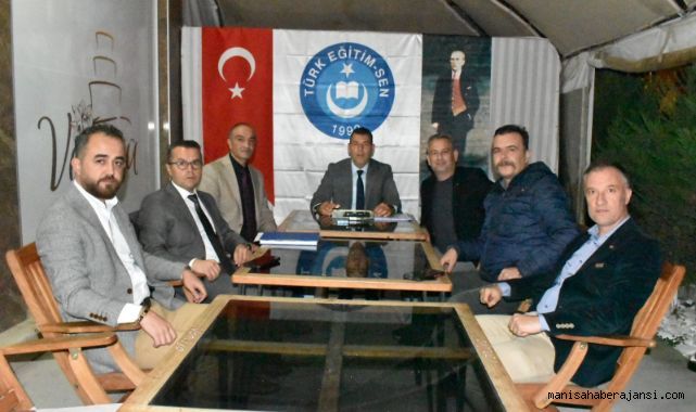 TÜRK  EĞİTİM SEN  İL YÖNETİMİ AYLIK TOPLANTISINI AKHİSAR'DA YAPTI