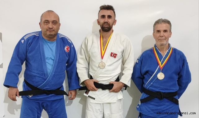 Yunusemreli Veteran Judocular Balkan Şampiyonu
