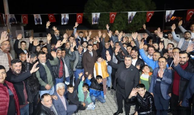 ÇAVUŞOĞLU AHMET KARADAĞ’I BAĞRINA BASTI