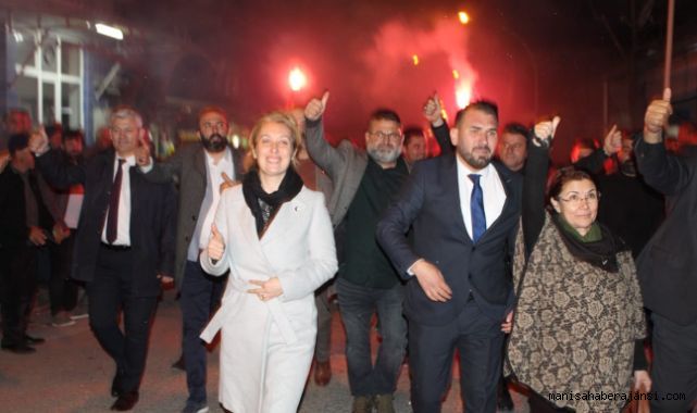 Mustafa Arı, Yaşadığı Mahallede Coşkuyla Karşılandı ve Tam Destek Aldı