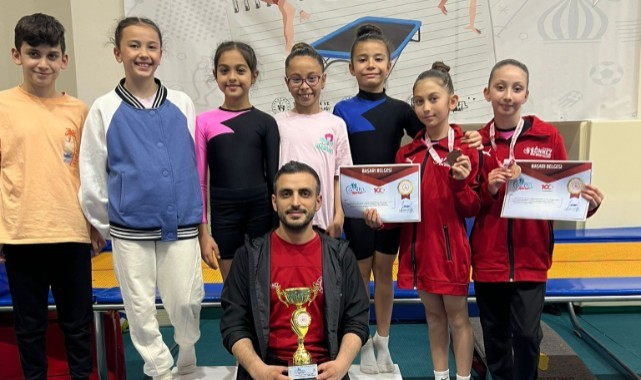 Manisalı Cimnastikçiler Türkiye Üçüncüsü Oldu: Sporun Zaferi