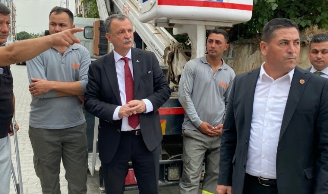 BAŞKAN BALABAN MURADİYE’DEKİ ELEKTRİK SORUNUNA DUYARSIZ KALMADI