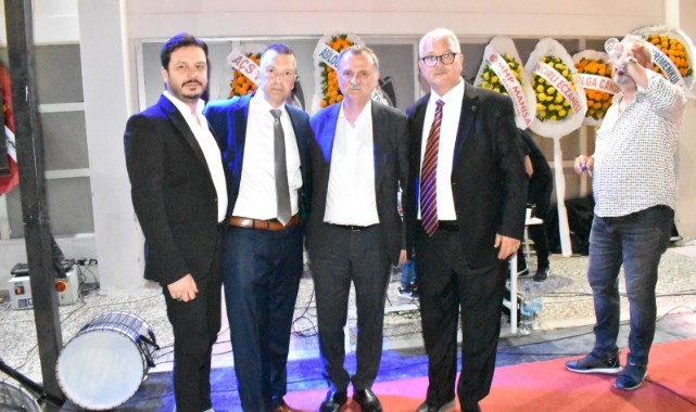 Papuçcuoğlu Ve Özyerli Ailelerinin Mutlu Günü