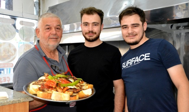 Saruhanlı'da Tavukçu Ali'nin 40 Yıllık Serüveni