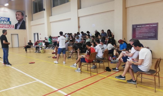 Soma'da Pickleball Rüzgarı: Eğitimciler Buluştu