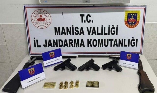Akhisar İlçesinde Ruhsatsız Silah Barındıran Şahıs Gözaltına Alındı!