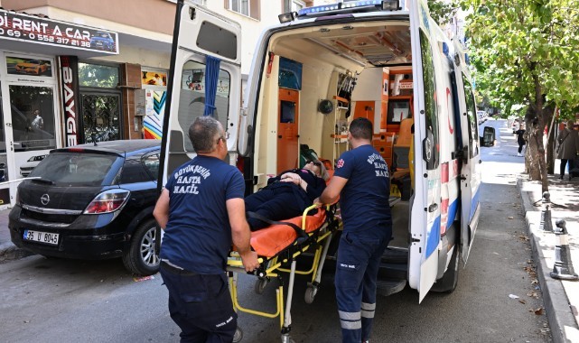 Büyükşehir’den Yurttaşlara Hasta Nakil Ambulansı Hizmeti