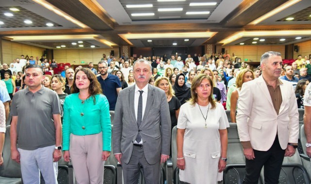 MEZUNİYET COŞKULARINA SEMİH BALABAN ORTAK OLDU