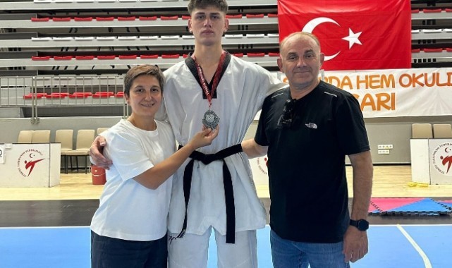 RECEP ALPEREN AKTAŞ KASTAMONU'DA MANİSA'NIN GURURU OLDU