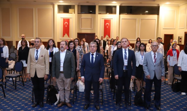 DEÜ'NÜN ÖNCÜLÜĞÜNDE "GERİATRİ GÜNLERİ" 11. KEZ DÜZENLENDİ