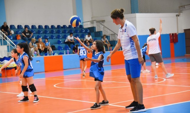 YUNUSEMRE'DE KIŞ SPOR OKULU KAYITLARI BAŞLADI