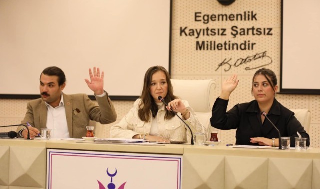 ŞEHZADELER İLE ÇEŞME KARDEŞ OLDU