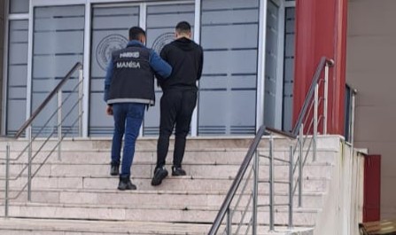 Akhisar'da Uyuşturucu Operasyonu: 2 Tutuklama