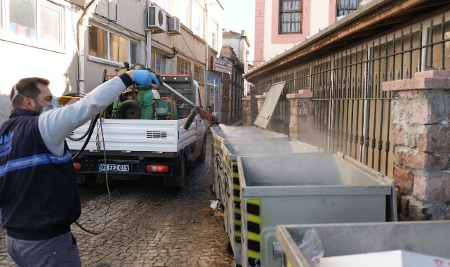 Ayvalık Belediyesi'nden Kışlık İlaçlama