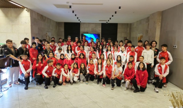 Türk Milli Takımı'ndan 156 Madalyalı Zafer