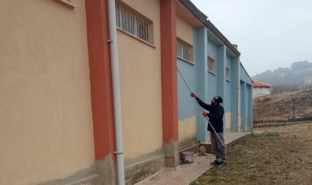 YUNUSEMRE’DEN SOSYAL TESİS VE MUHTARLIKLARDA BAKIM ÇALIŞMASI