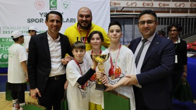 Manisa'da "Sokaklar Bizim 3x3 Basketbol Turnuvası" Heyecanı