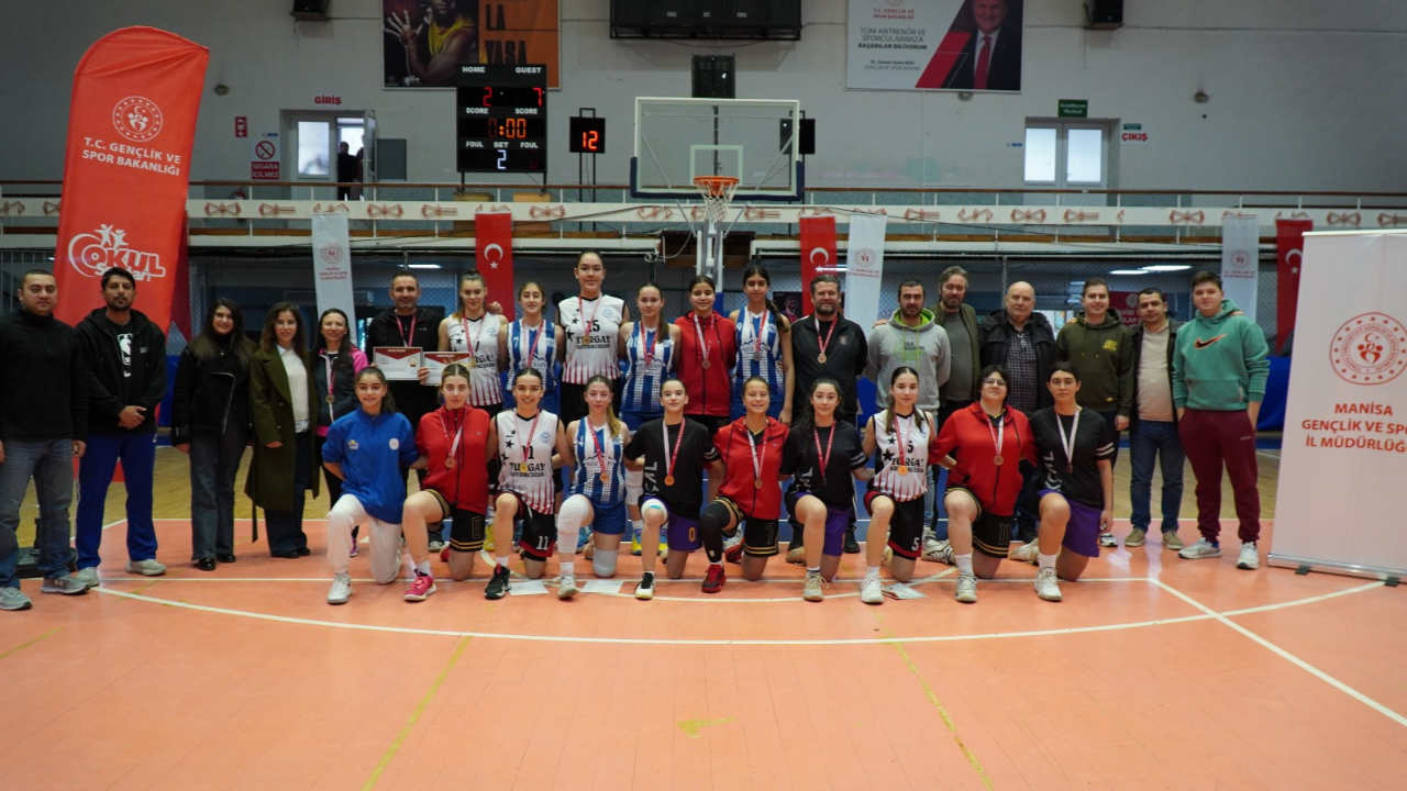 Manisa’da 3x3 Basketbol Grup Müsabakaları Sona Erdi