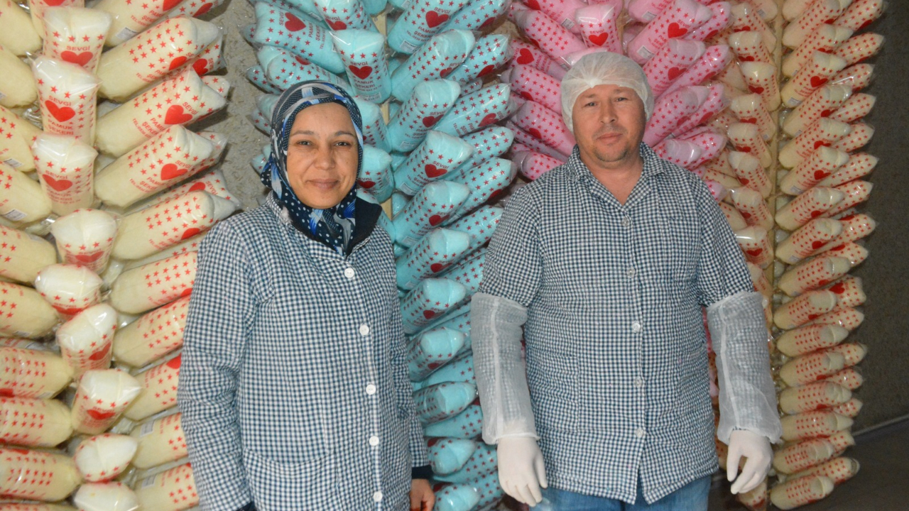 Aşkın Çifti’nin Tatlı Hikâyesi: Akhisar’ın Pamuk Şekeri