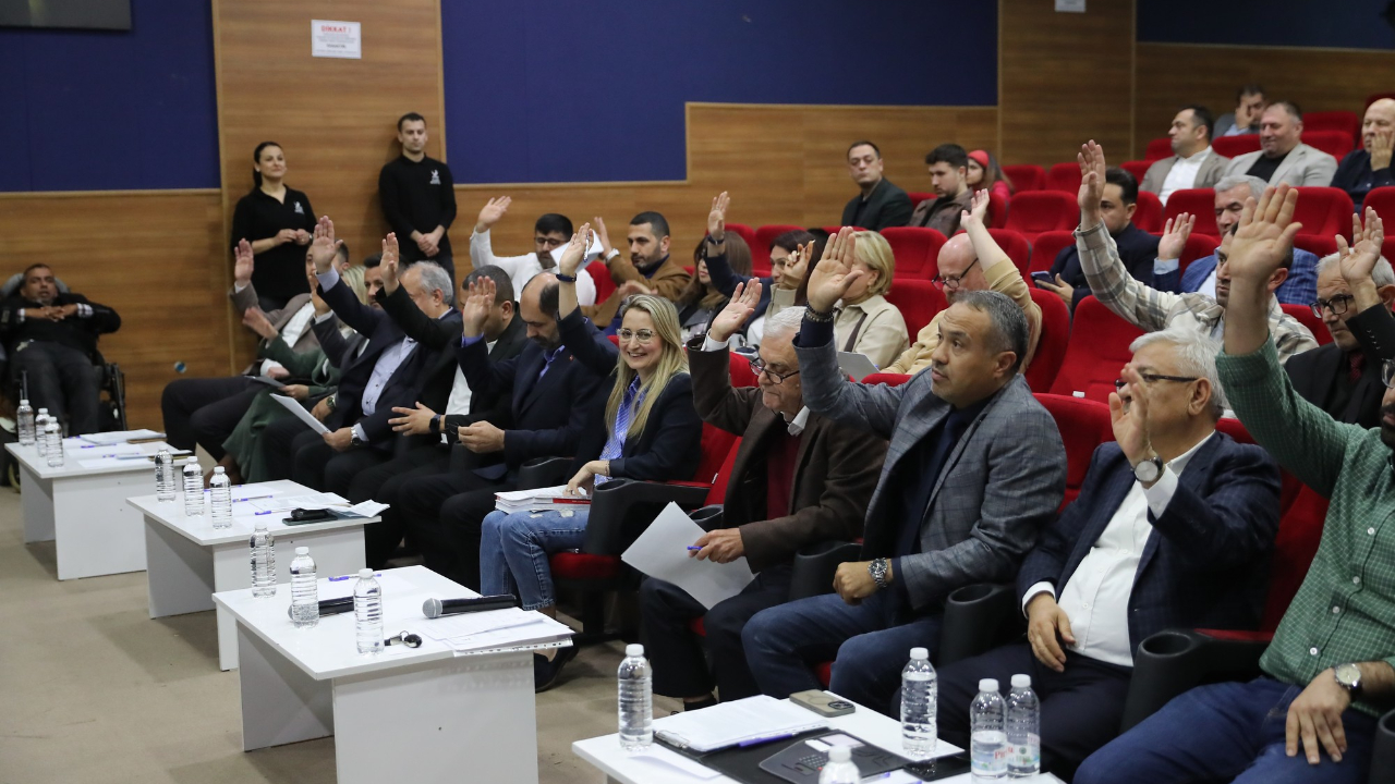 Aliağa Belediye Başkanı Acar: “Yatırım Yapan Bir Belediyeyiz”
