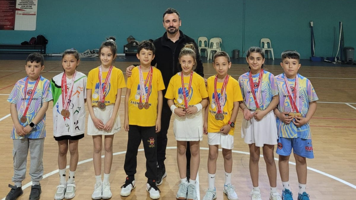 Manisa’da 11 Yaş Altı Badminton Heyecanı Sona Erdi