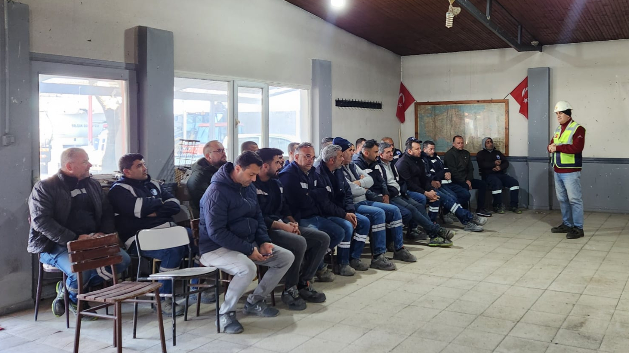 Efes Selçuk Belediyesi’nden Personeline Güvenli İş Ortamı Eğitimi