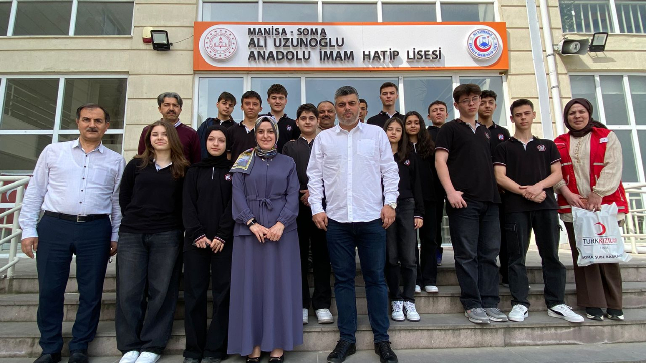 Soma’daki Gençlerden Gazze’ye Umut Eli: 60 Bin TL Bağışlandı