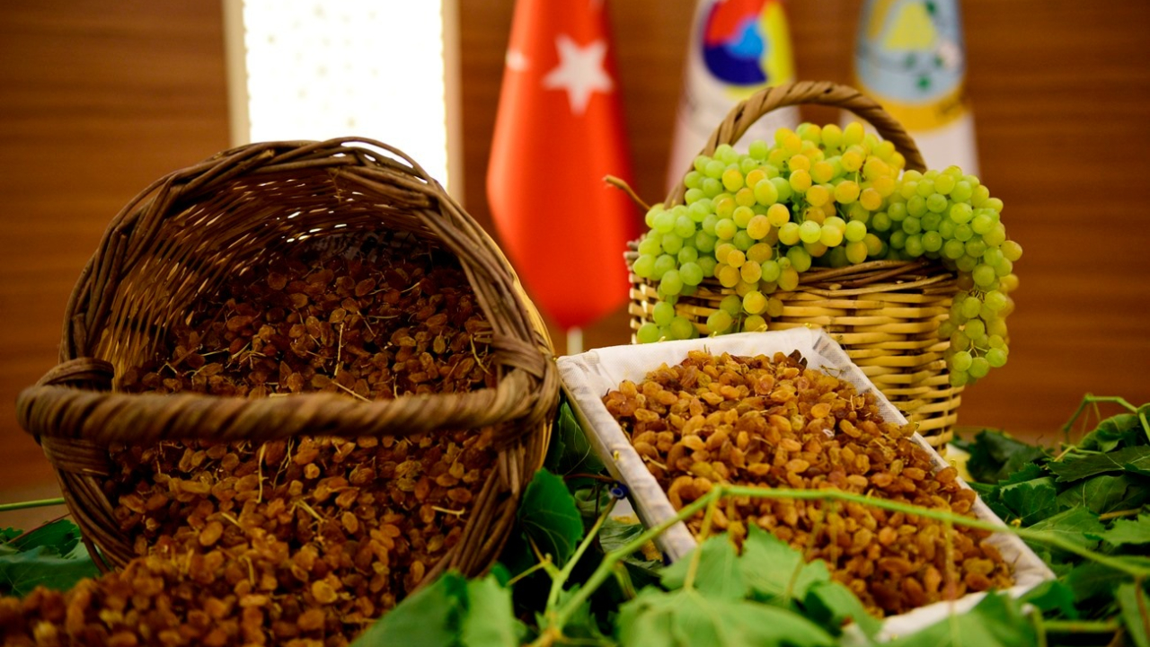 Manisa Tarımı 2025’te İhracatta Rekor Seviyelere Ulaştı