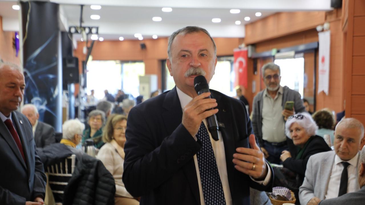 Başkan Balaban Emekli Öğretmenleri Ağırladı
