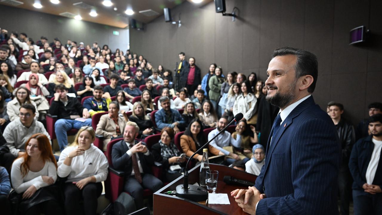 Türkiye Ulusal Ajansı Başkanı İlker Astarcı MCBÜ’de Öğrencilerle Buluştu