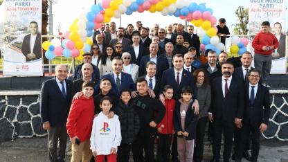 Çiğli’de Eşit Hizmet Seferberliği: Uğur Mumcu Parkı Açıldı