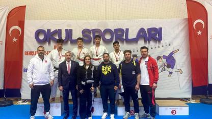 Yunusemre’nin Gururu Emin Levent Türkiye İkincisi