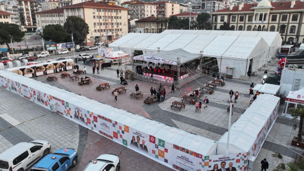 Manisa’da 160 Bin Kişilik Ramazan Sofrası