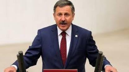 Özdağ: Tekstil sektörü ciddi kriz altında