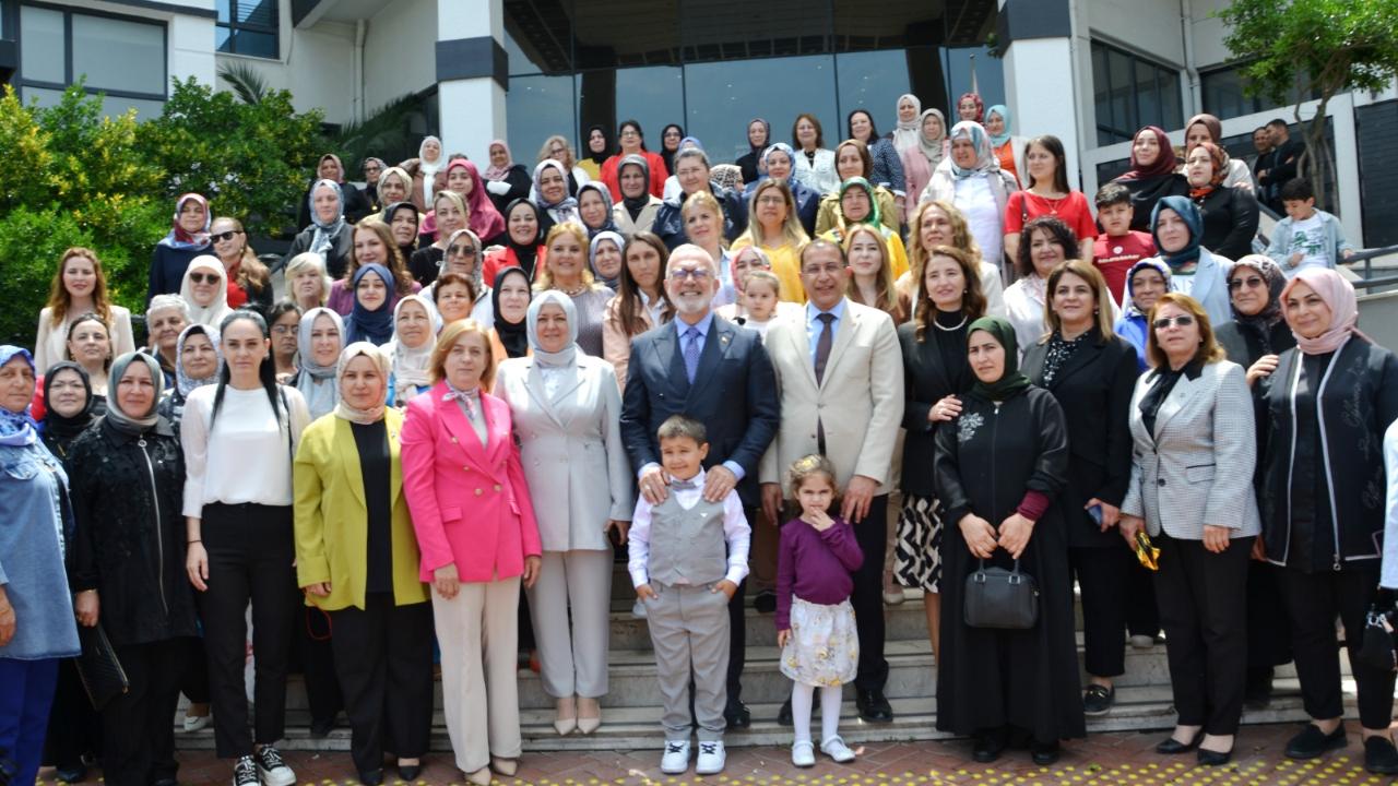 BAHADIR YENİŞEHİRLİOĞLU: KADINLARLA GÜÇLENEN TÜRKİYE YÜZYILI