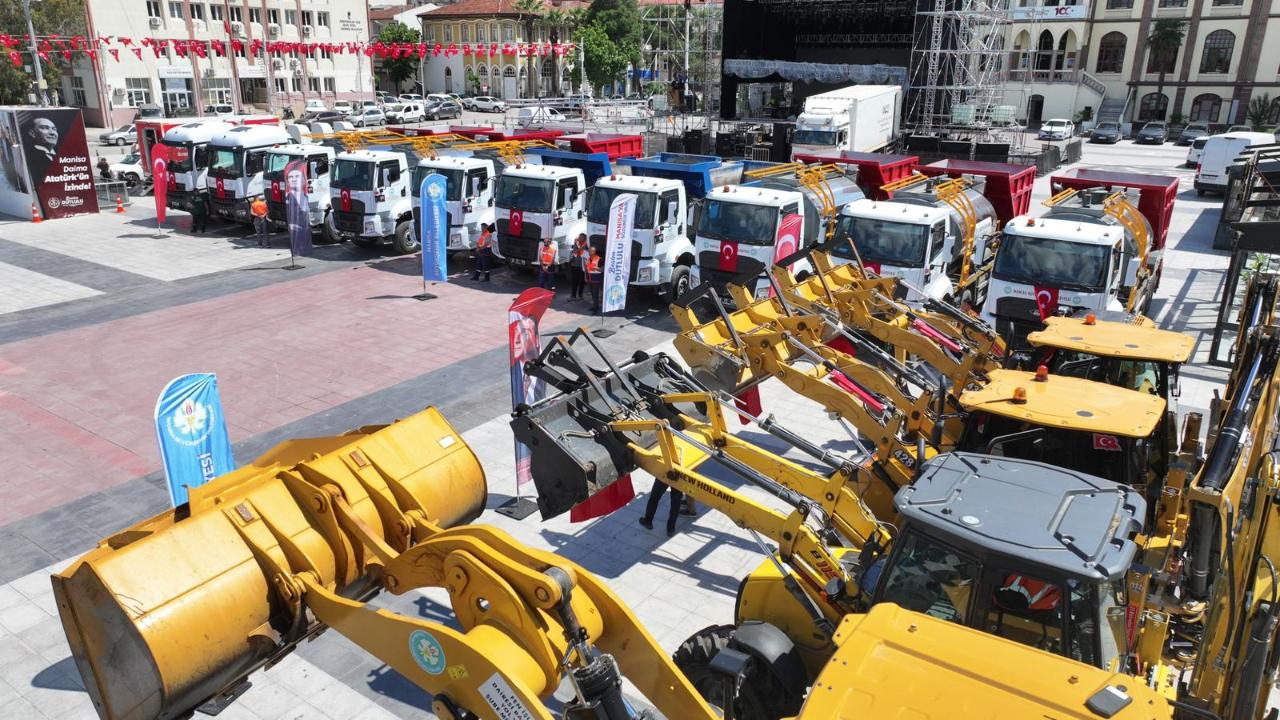 Başlık: Manisa'dan Öz Kaynakla 2,3 Milyar TL'lik Araç Yatırımı