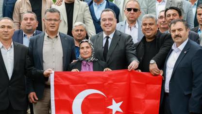 Besim Dutlulu Alaşehir’de Muhtarlarla Buluştu