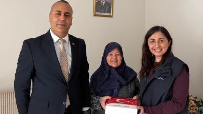 Manisa Büyükşehir’den Şehit Annelerine Ziyaret