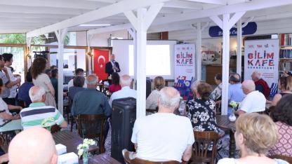DEÜ’de Kalp Pili ile Yaşamın Püf Noktaları Konuşuldu