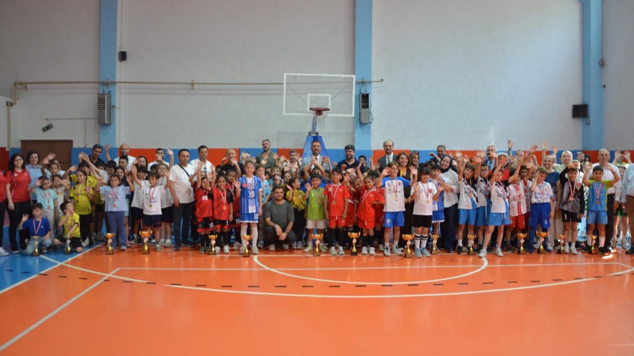 Manisa’da Geleneksel Çocuk Oyunları Şöleni