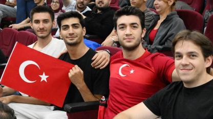 MCBÜ Öğrencileri Dünya Kupası Heyecanını Birlikte Yaşadı
