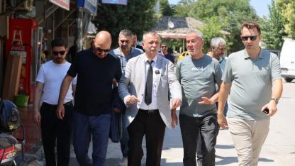 Yunusemre Belediye Başkanı Semih Balaban Esnafın Taleplerini Dinledi