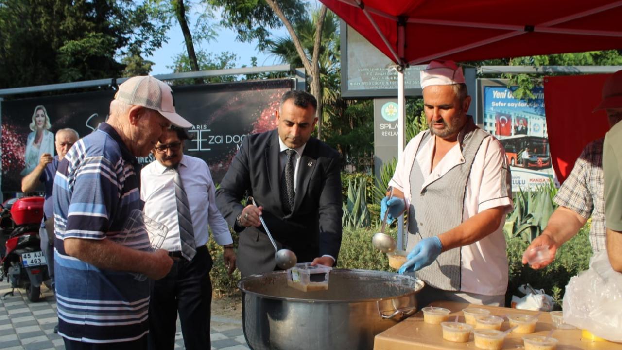 Yeniden Refah Partisi Şehzadeler İlçe Başkanlığı'ndan 1.500 Kişilik Aşure İkramı