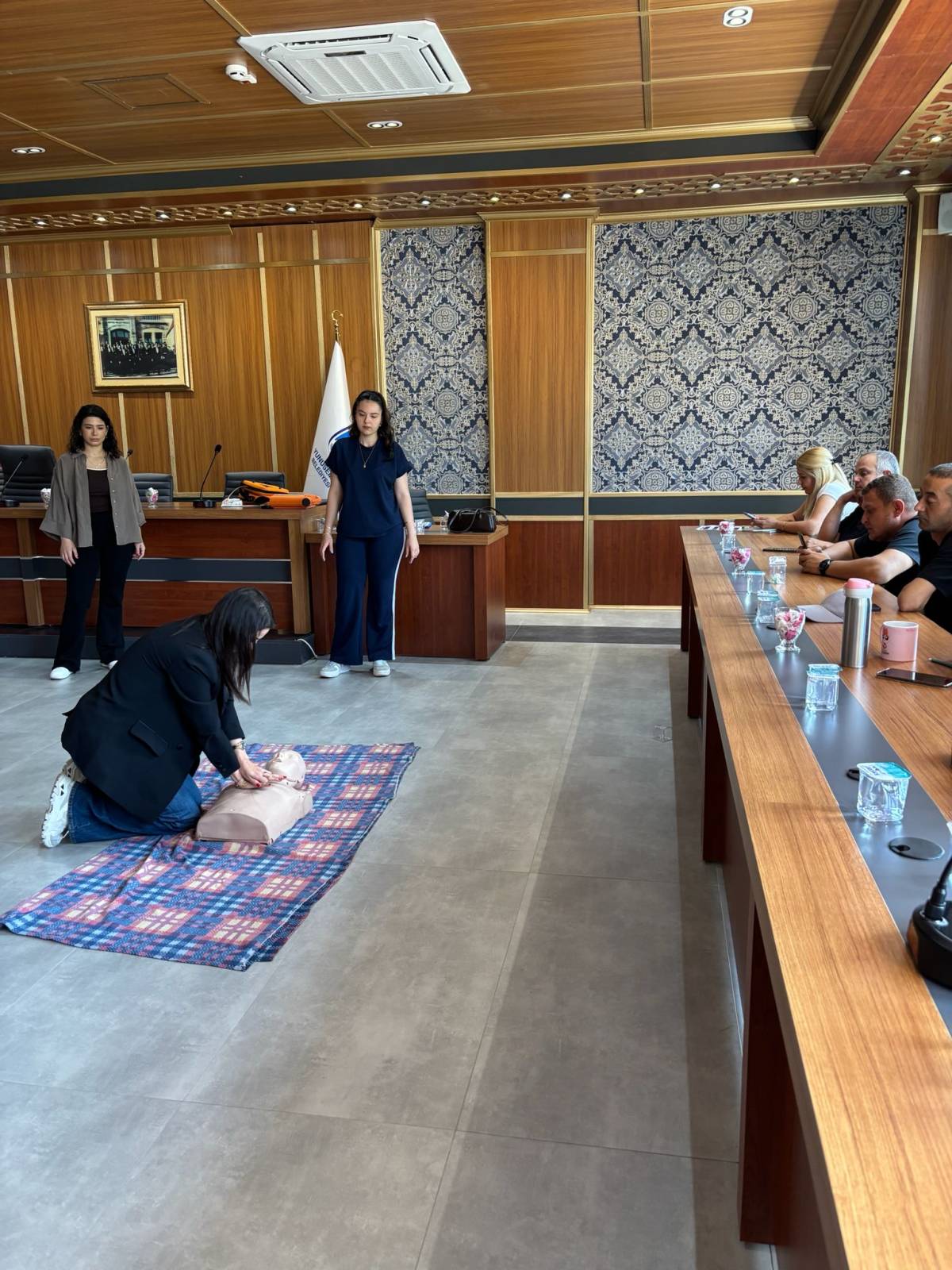 Yunusemre Belediyesi Personeline İlkyardım Eğitimi