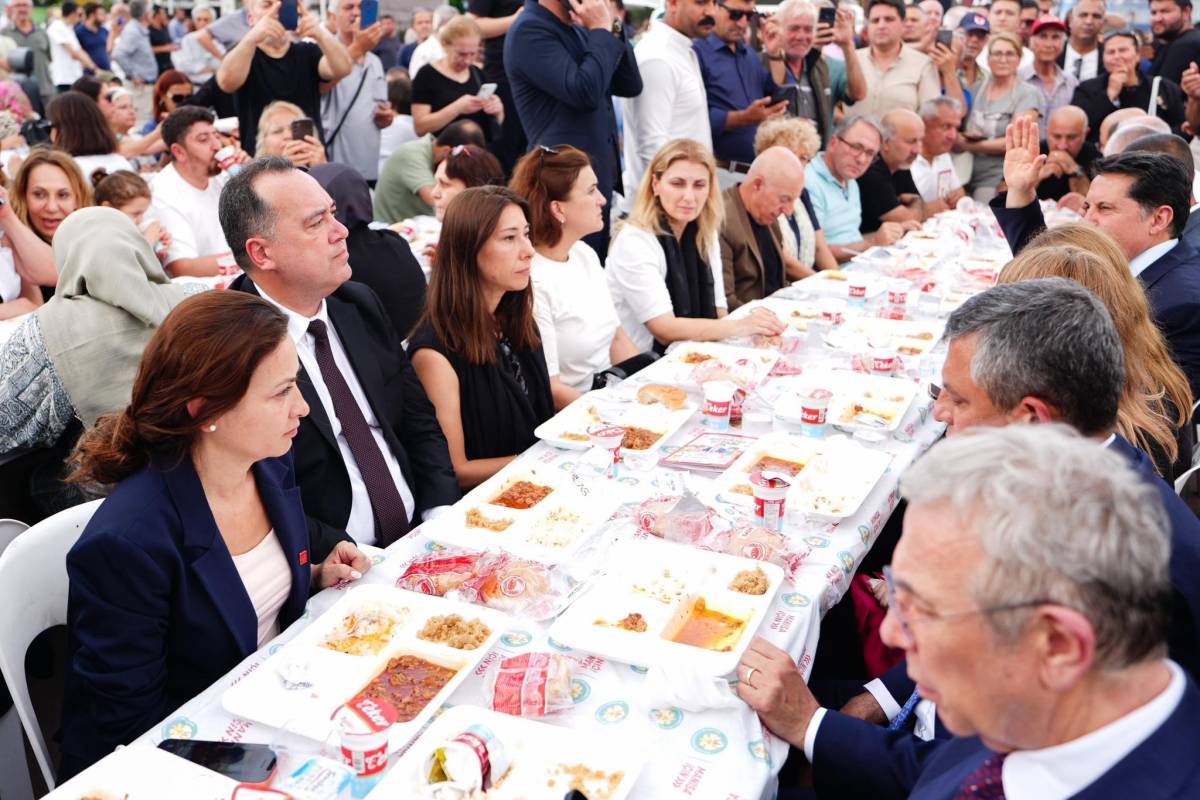 Merhum Başkan Ferdi Zeyrek, Vefatının Birinci Yılında Dualarla ve Özlemle Anıldı