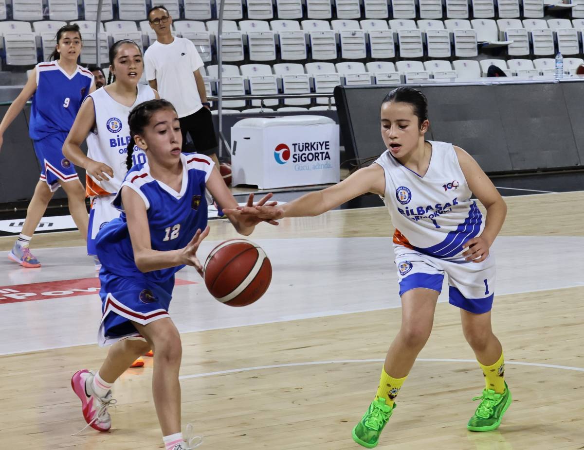 Okul Sporları Basketbol Türkiye Birinciliği Manisa’da Başladı